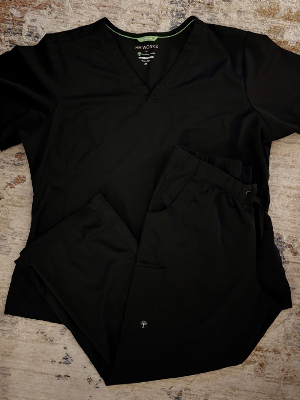 Healing Hands Black Scrub Set